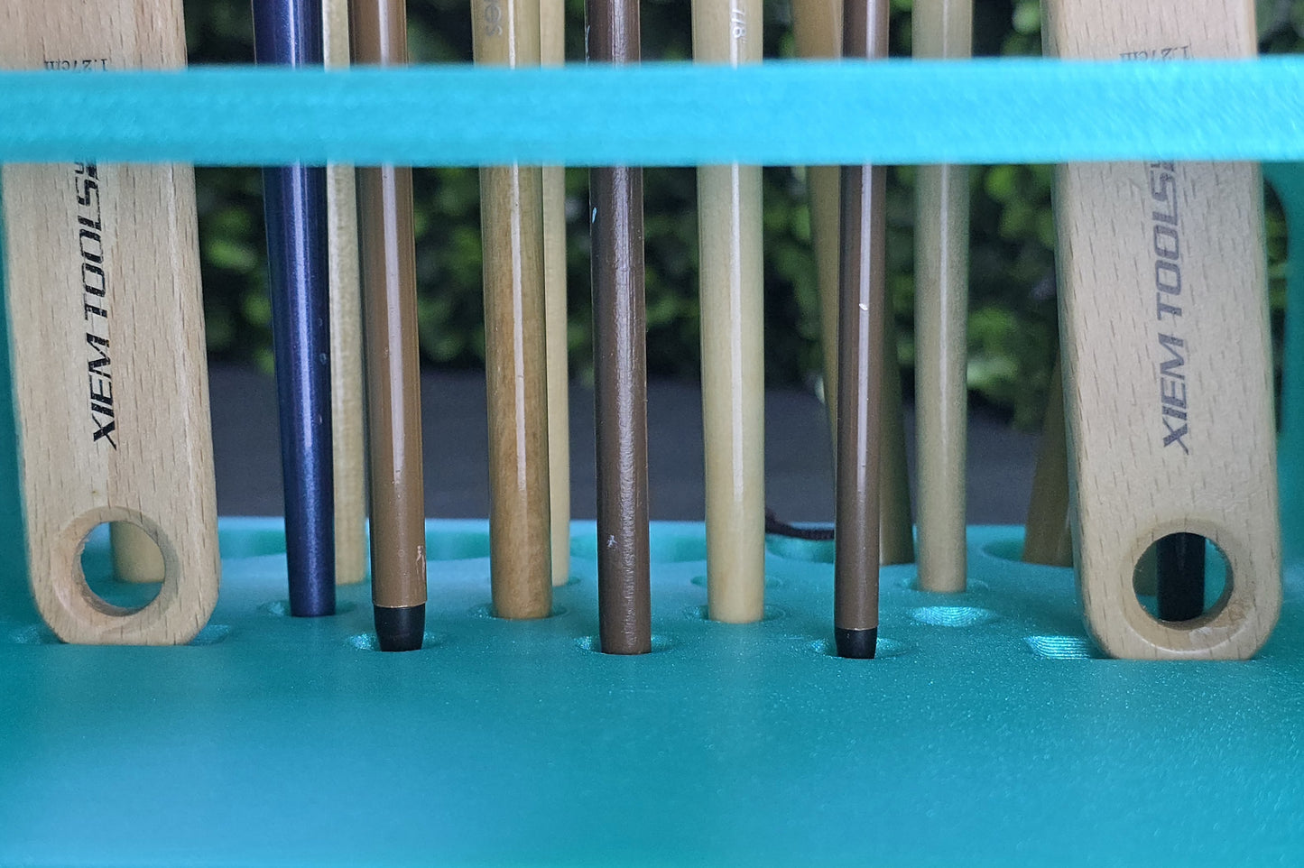 Paintbrush/Brush Holder Station (Fits 5 oz cups for Water/Glaze/Paint)