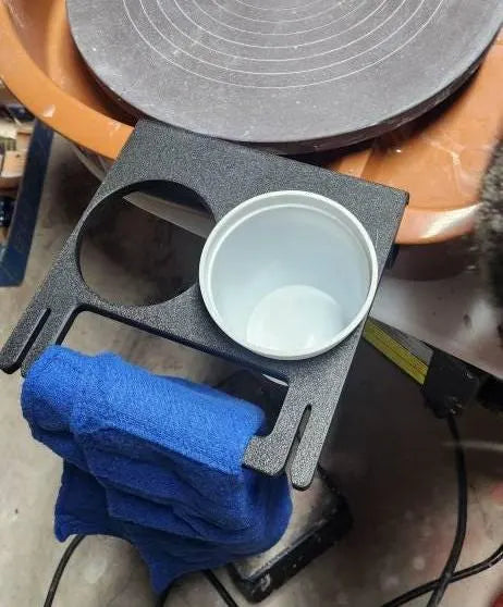 3-in-1 Attachment (holds two cups, towel & wire cutter)